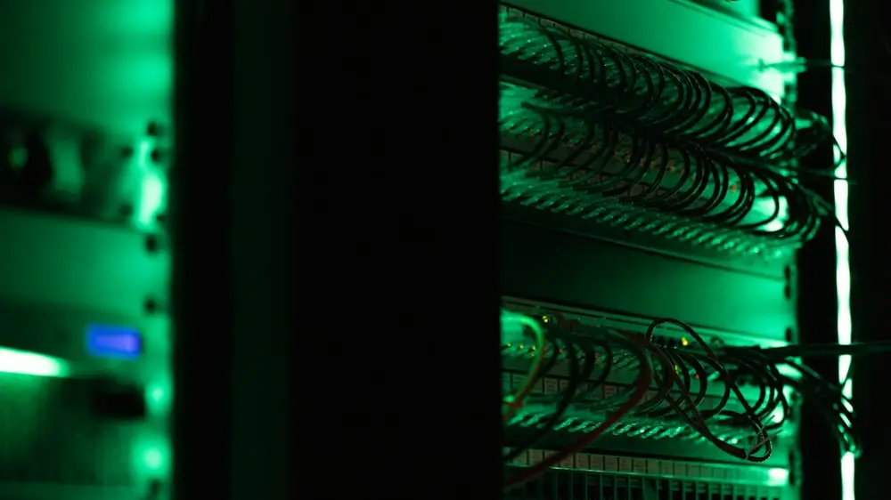 Why 24/7 Expert Support and Robust SLAs are Critical for Business Continuity